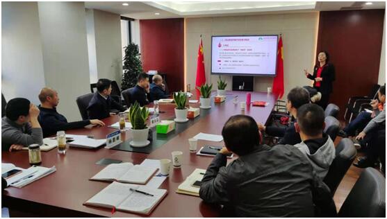 安徽bifa必发地产集团公司召开党委理论学习中心组第十二次学习扩大会